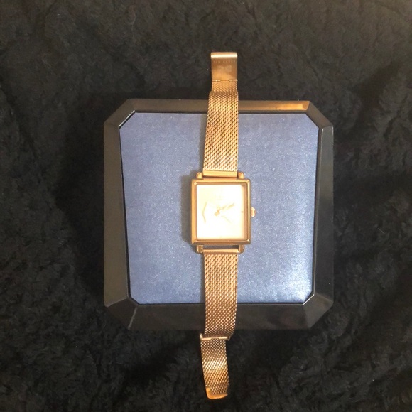 Womens Ted Baker rose gold watch - Picture 2 of 3